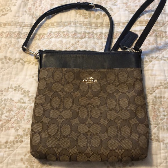 Coach Handbags - Coach crossbody